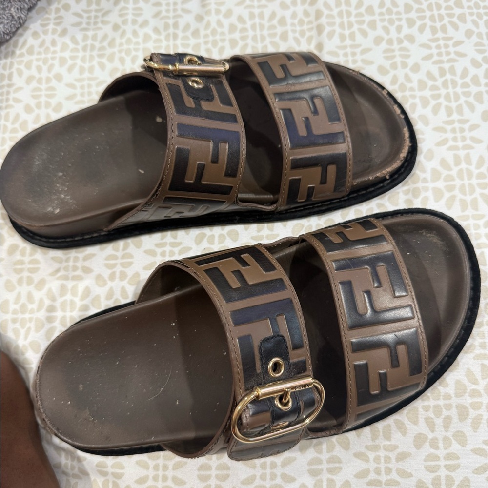 Fendi Black and Brown Slide Sandals